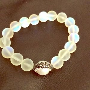 Bead bracelet
